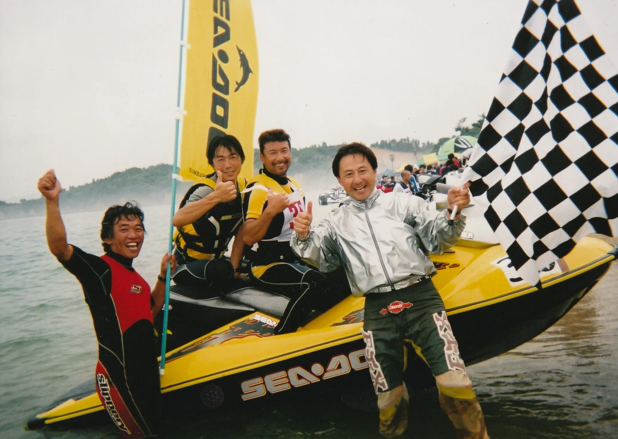 優勝の記念撮影